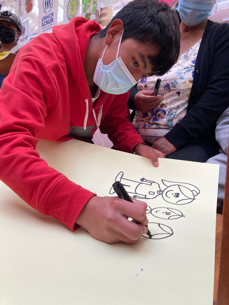 DefensoriaCol's tweet photo. En #Ipiales #Nariño usamos el juego como herramienta para promover y enseñar a niños, niñas y adolescentes migrantes y refugiados cómo sus derechos los acompañan fuera de sus países de origen. Con @KiwanisColombia y @ACNURamericas.

#NosUnenTusDerechos https://t.co/JCcwMnXAMi