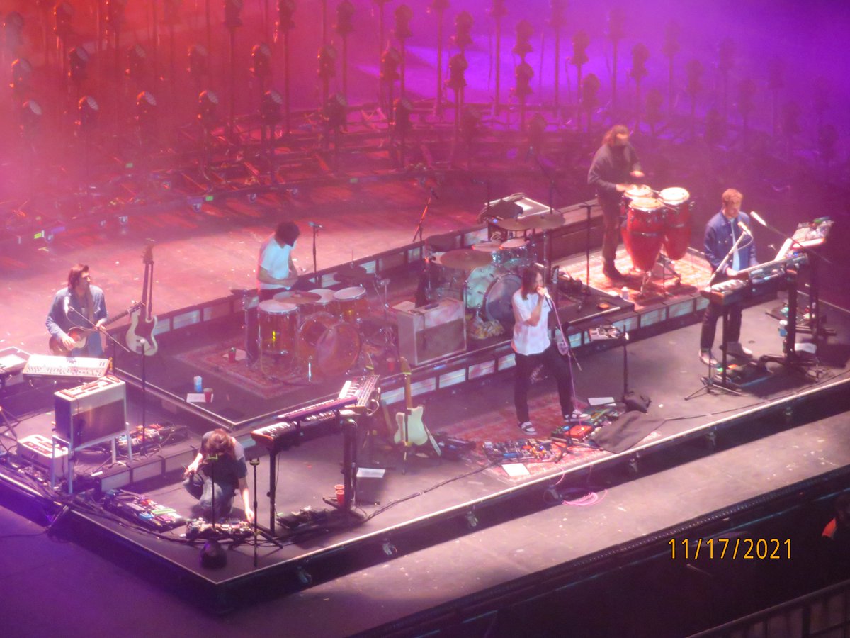 fcureal's tweet photo. estupendo show el que brindaron los #TameImpala en el auditorio telmex de Guadalajara con su #SlowRushTour #KevinParker #SlowRush https://t.co/E054EptE7q