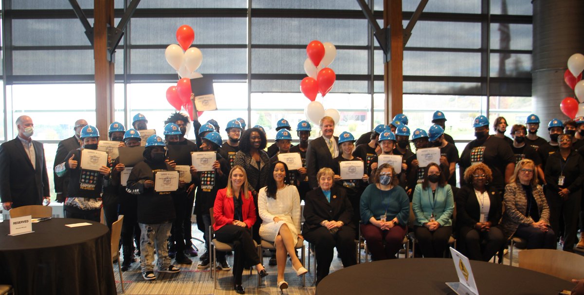 pps_cte's tweet image. CONGRATULATIONS to our Pipeline Into the Trades (P.I.T.T.) Carpentry Pre-Apprentices. #whyCTErocks #WorkforceinPA #NAW2021