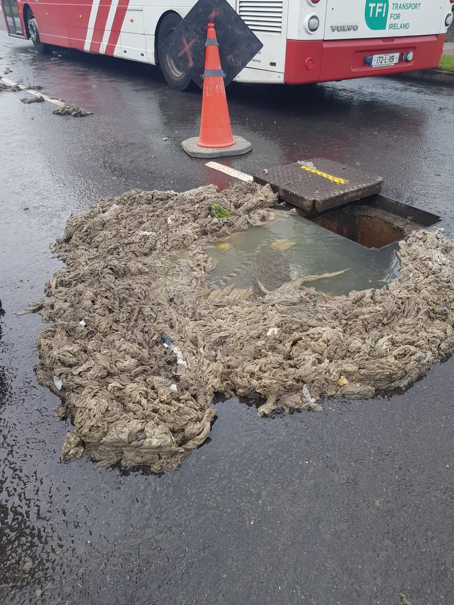 ThePoliteEng's tweet photo. ⚠️Cork City Monthly Wet Wipe Tonnages⚠️

Question:
Can #CitizenScience reduce flushing of #WetWipes in #CorkCity?

Approach:
Present, update &amp; compare monthly wipes disposal tonnages for Cork City.

Goal:
Widen awareness of the issue &amp; reduce prevalence of wipe flushing.

Pls RT! https://t.co/XQ3ISm8oae