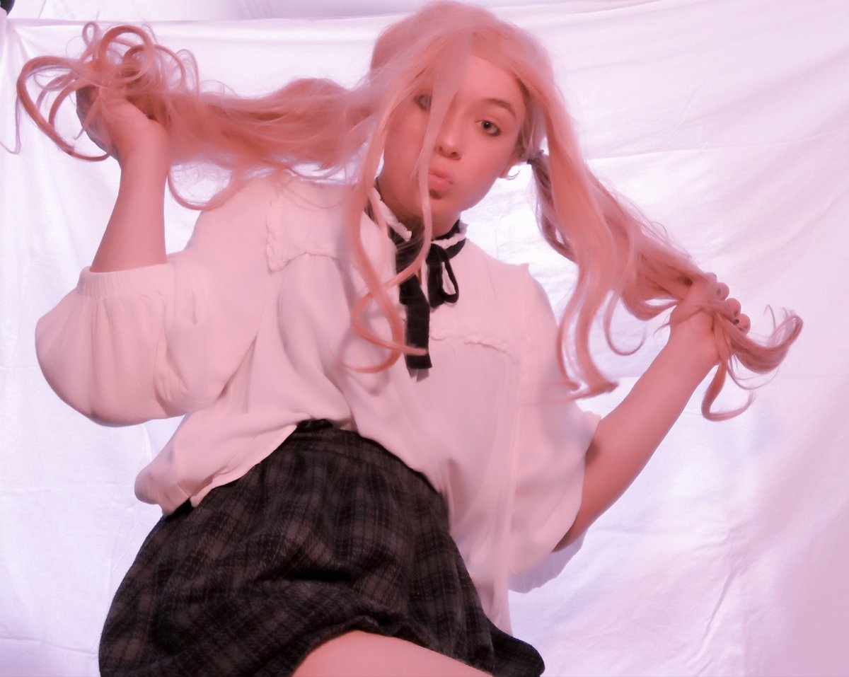 jenny_slutty's tweet photo. Wanna buy my #schoolgirl pics ? Dm me 💜🖤💜
(#sugardaddyneededasap #ddlgnsfw #kinkyfun ) https://t.co/r7bJKKxepV