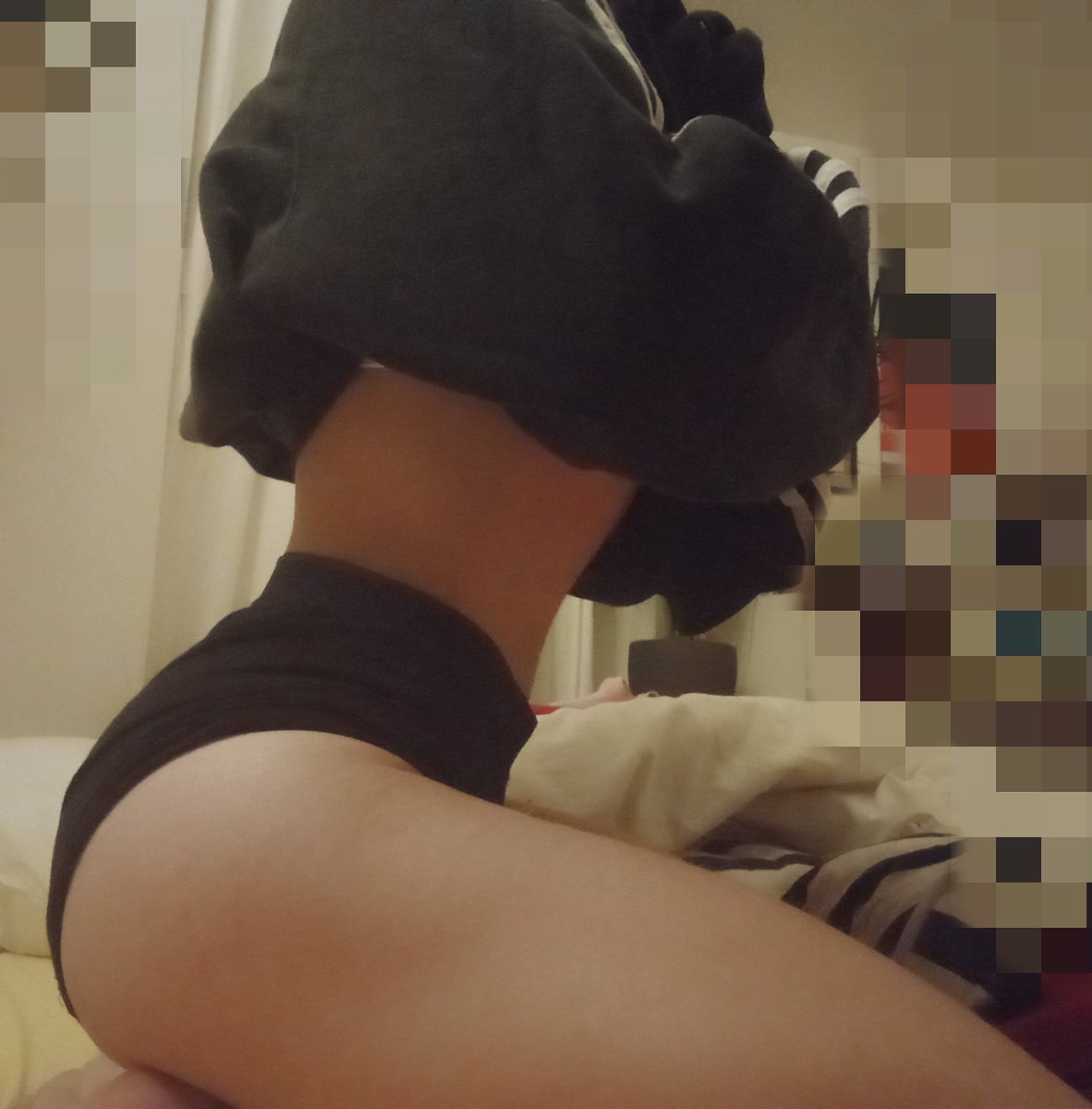 jenny_slutty's tweet photo. Skinny bitch with thicc thighs needs a #sugardaddylegit 
( #suggardaddywanted, #ddlgwhore #ddlgnsfw #KinkyAf https://t.co/ZgtycF1eVy