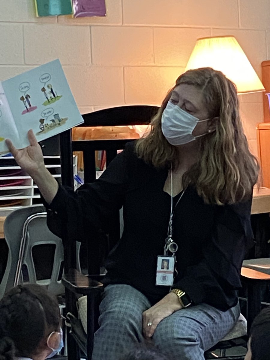 mrsv1stgrade's tweet photo. Yesterday, Mrs. Jochems inspired us all to become “Word Collectors” &amp;  today we went on a word hunt around the school. Thank you @BrendaJochems #WordDetectives @FHRRavens1 @FHRsFABFIRSTIES #FHRES22 https://t.co/Sro7zbZIzb
