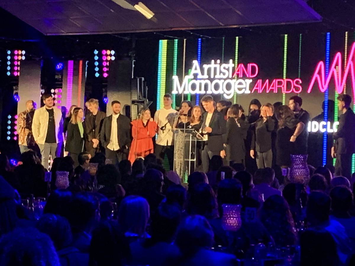 AM_Awards's tweet image. Congratulations to the @ymumusicuk team for receiving the Team Achievement Award presented by @CHABUDDYGEEZY  🏆🤩🎉

@mmfuk @featuredartists @soundcloud #AMAwards2021