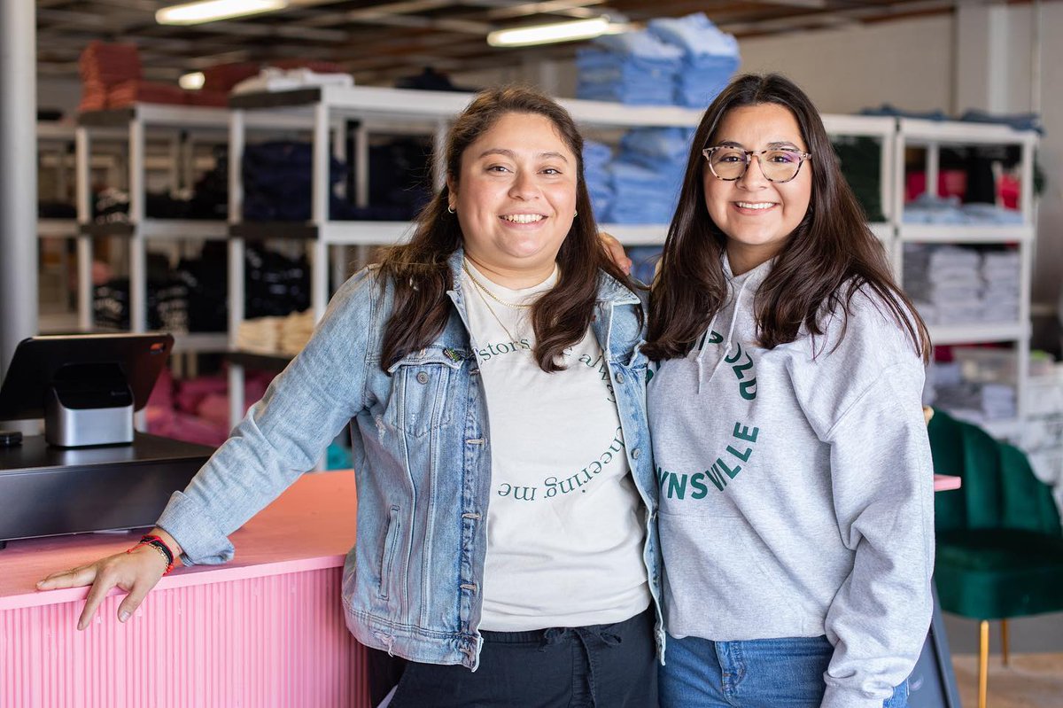 BorderandSea's tweet photo. Check out our recent feature of @shopjzd! A national lifestyle brand and boutique located in #DowntownBrownsville offering a variety of clothing, accessories, and lifestyle products made with the Latine consumer in mind! @ebridgecenter https://t.co/ZpVX6LiUIC