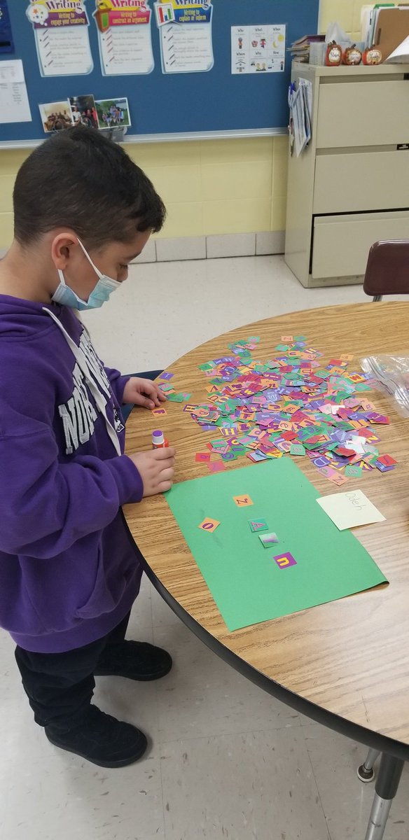 Kindergarten ss building their literacy foundations.  Truly an amazing experience to see the growth.  #d123 #d123han #kindergarten