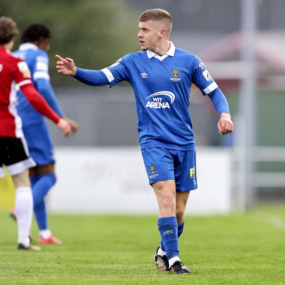 Congratulations to <a href="/WaterfordFCie/">Waterford FC</a> Captain <a href="/NiallOKeeffe3/">Niall O’Keeffe</a> who has been voted Blues Supporters Club Young Player of the Year by our members. Well done Niall on a great season for the Blues 👏🔵🔵
