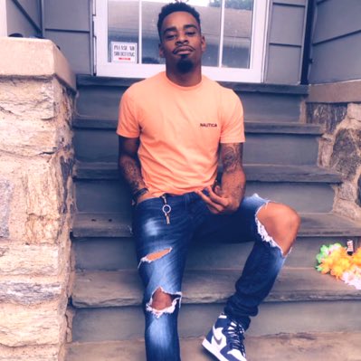 19hunnitbus's tweet photo. #NewProfilePic https://t.co/73H73NIEEu