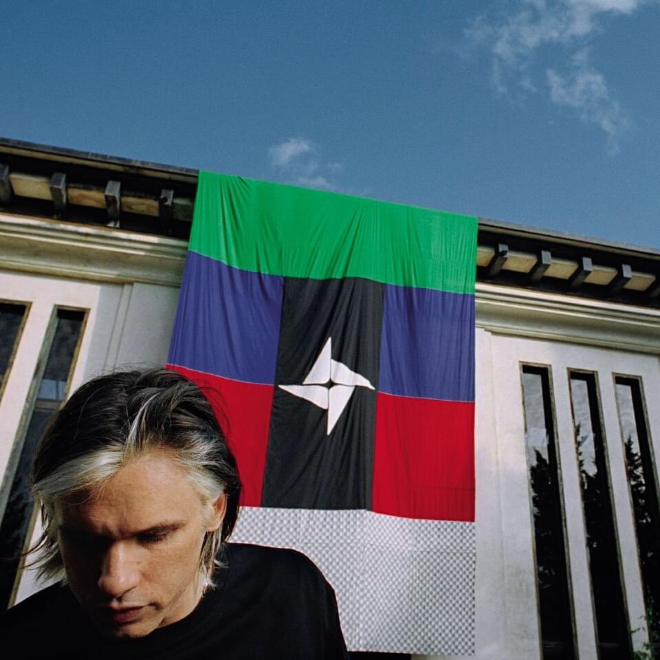 midiminuit__'s tweet photo. 🆕 L’album « Civilisation » d’Orelsan est disponible sur toutes les plateformes de streaming. https://t.co/gW8HnjV62a