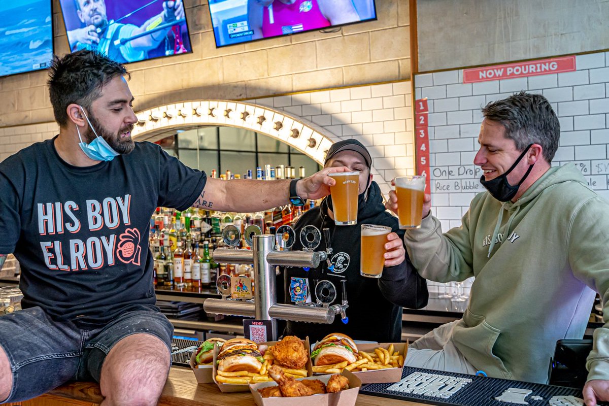 UOW's tweet photo. #InternationalMensDay aims for better health for men and boys. UOW grad and bar owner Lachlan Stevens is helping men open up about mental health through his initiative Barstool Brothers. Now with more than 1,000 members, he is keen to see it expand 👉 https://t.co/hkVIli5BCM. https://t.co/K8HzdRTc5L