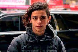 MolinaGusta's tweet photo. Lucas González y a Blas Correas tenías 17 años cuando la Policía los persiguió y asesinó a balazos.
A ambos les plantaron armas para simular un enfrentamiento.
Las Policías de @horaciorlarreta y @JSchiaretti asesinan a nuestros pibes.
#NuncaMas https://t.co/GDCdq5H7Zr