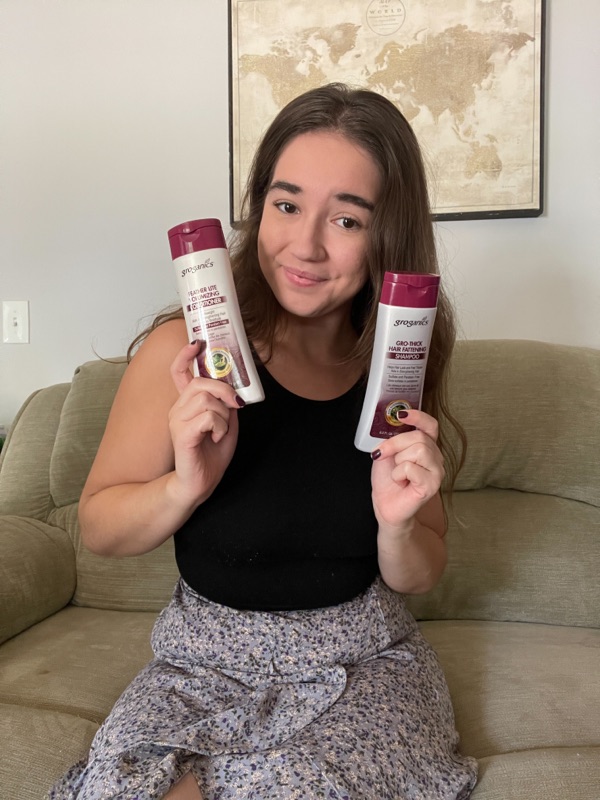 My_Groganics's tweet photo. Achieve healthy, voluminous, and moisturized hair by adding the Groganics collection to your hair care journey like @jackaaalack ❤️
.
.
#Influencer #groganics #grogetter #thinhair #thickhair #strongerhair #hairgrowth #grow #yougrowgirl #volume #healthyhair #healthyhairgang #hair https://t.co/oULZEFOZtL