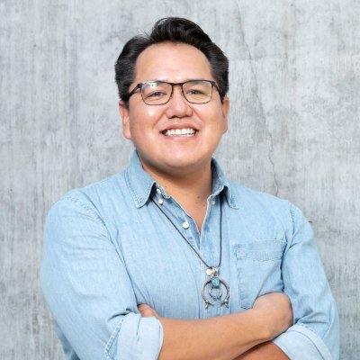 cstlnau's tweet photo. This week's #StemSpotlight for #NativeAmericanHeritageMonth is Aaron Yazzie, one of Arizona's own! Yazzie is a Diné mechanical engineer at NASA's Jet Propulsion Laboratory (JPL). Learn more about Aaron Yazzie here 
https://t.co/W7HbV88oZv 

#IndigenousStem #NASA
🥽🔭🥼☄️🔬 https://t.co/uNLSdOFary