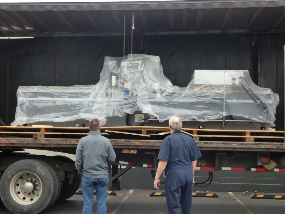 EastsideSaw's tweet image. A new toy just arrived at Eastside Saw, surface grinders-always underappreciated. #toolsharpening