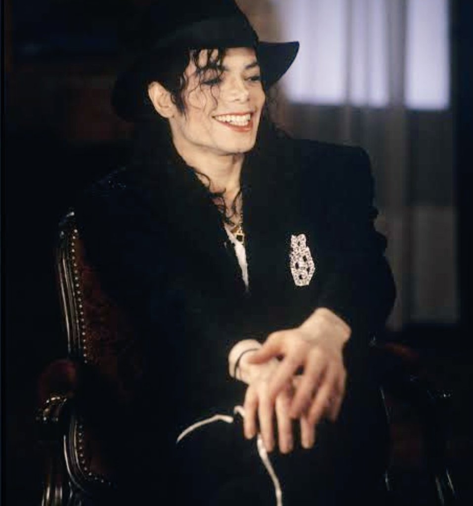 PFansMJJ's tweet photo. 🕊| El juez confirmó en la audiencia que se realizó está mañana que Wade Robson deberá hacer un reembolso de 75 mil dólares al Estate de Michael Jackson. Y 7,332 más que lo ordenó en 2018. https://t.co/SYyZAOCKby