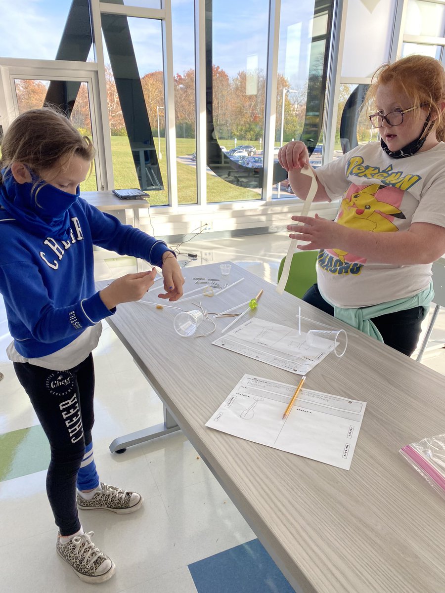 kunkelteaches's tweet photo. Collaboration is a huge part of our day! They never cease to amaze me! Such hard-working and kind students! @WestClerGifted #wcgifted @SummersideElem https://t.co/bSeEPnzk1a