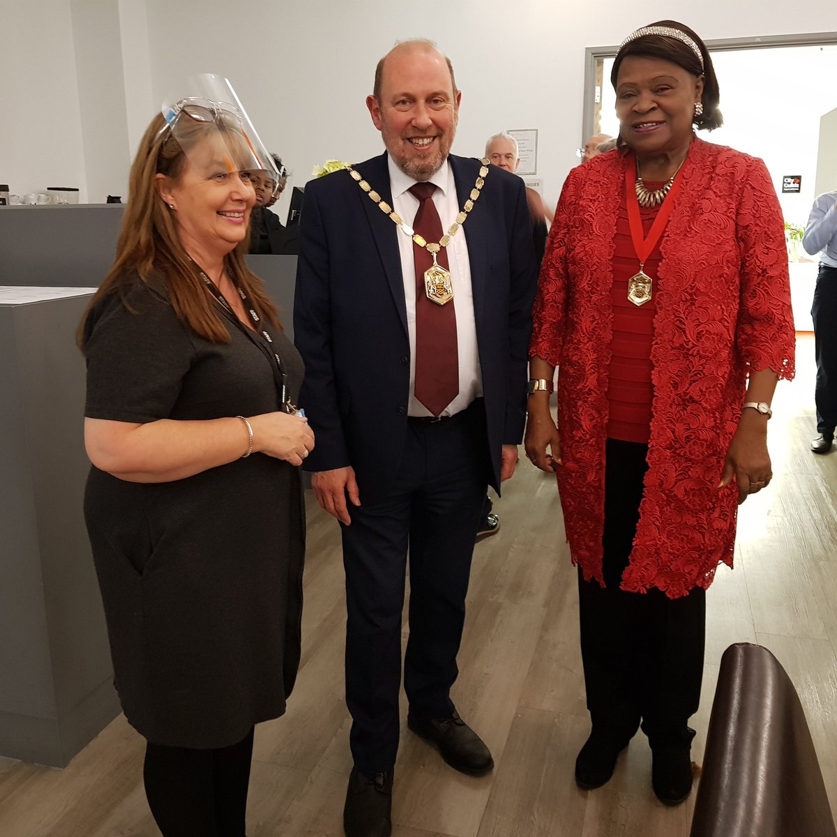 EdithmacauleyM's tweet photo. The Mayor of Merton's birthday dinner charity fundraiser at Merton College this evening.  Thanks to the students @mertoncoll for such a delicious meal. https://t.co/yUROrQC8Ff