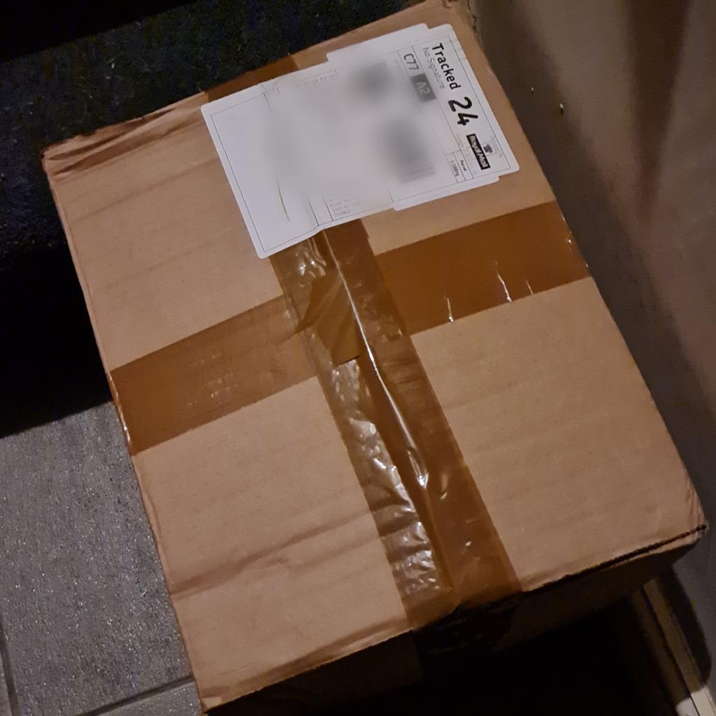 QuizmasterFlash's tweet photo. Is this some really cool raffle prizes that have arrived? #C4TCH #C4PTCHA @CATCHpw https://t.co/rAEKLfQqza
