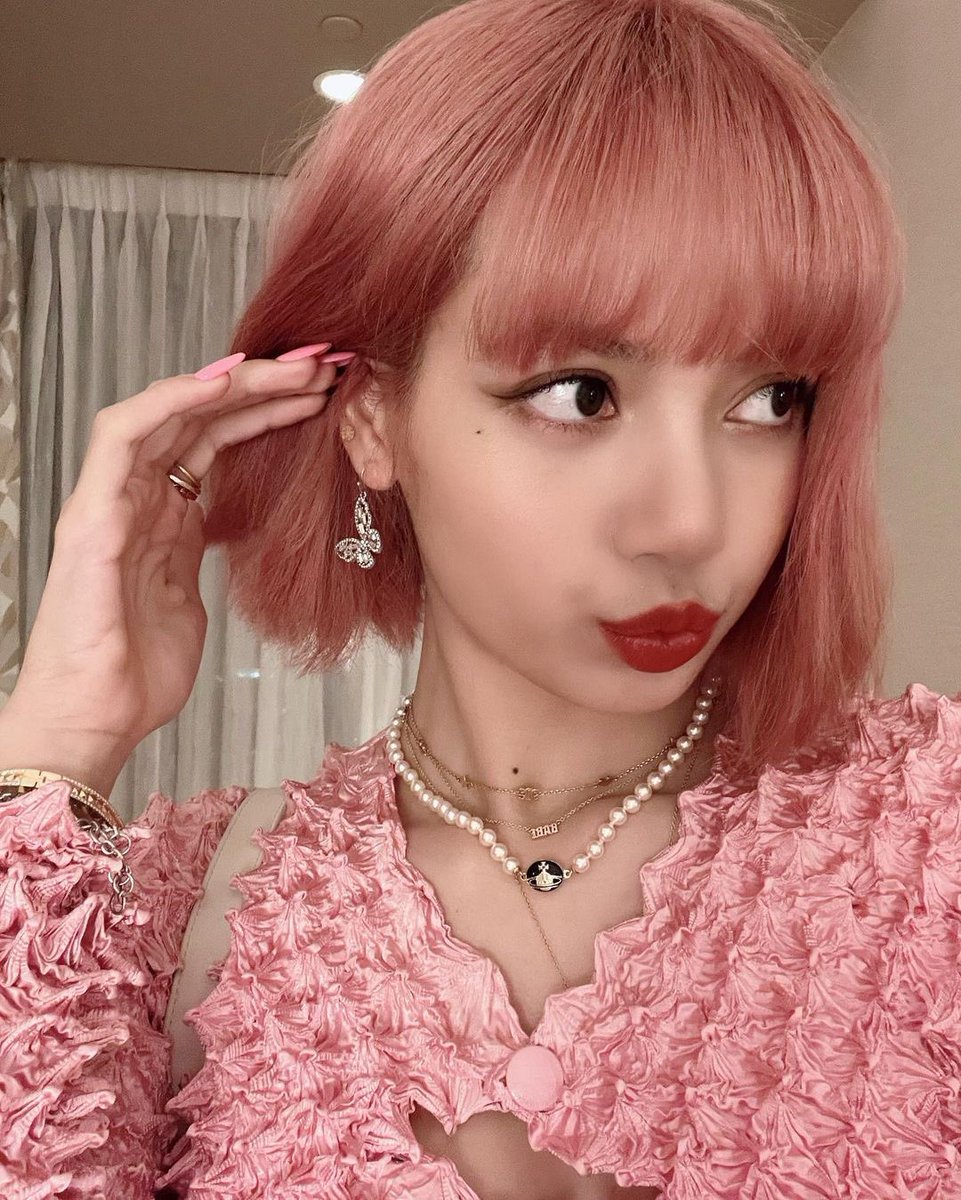 Jsorinosori's tweet photo. 1RT = 1VOTO

I VOTE FOR #lisa ON #MAMAVOTE https://t.co/GuatC7SBg2