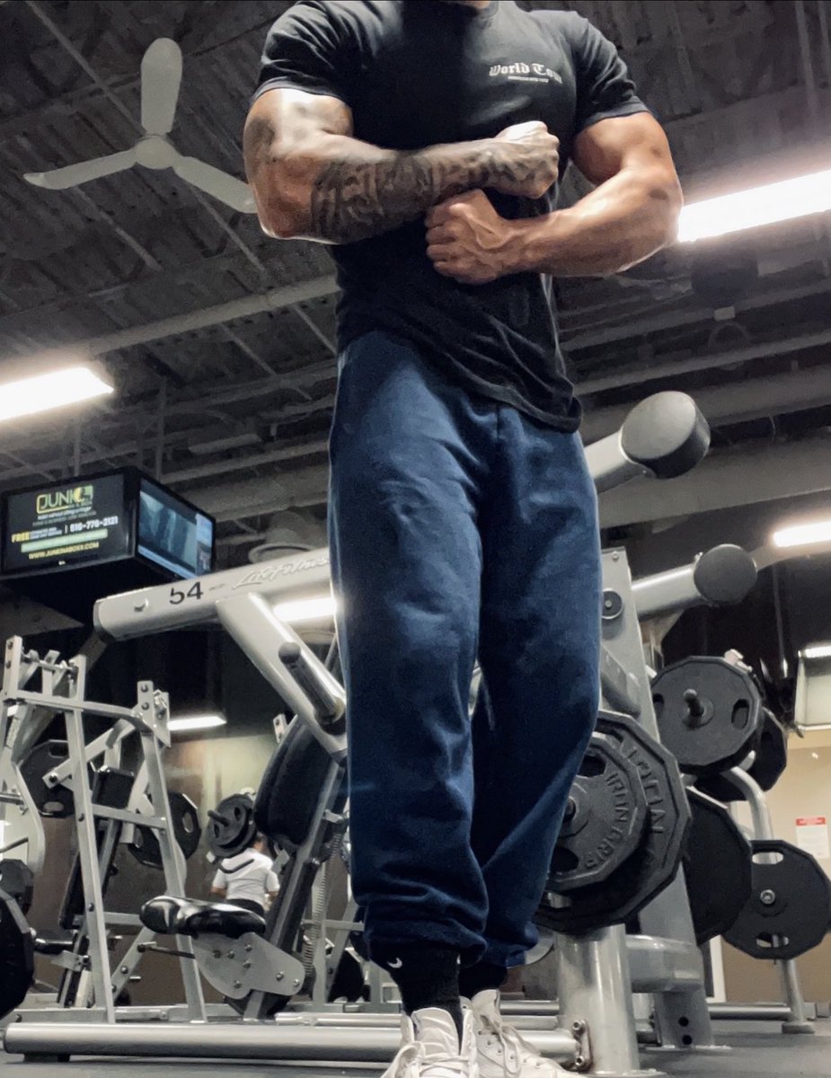 Ain’t shit sweet over here I’m out here putting in pain. #Apeshit #bulkszn