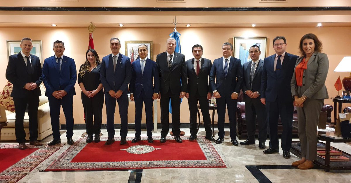 MoroccoInARG's tweet photo. La Embajada celebra el aniversario dela Independencia de🇲🇦con los Altos responsables del área de Investigaciones y Custodia de la benemérita Policía Federal Argentina. La ocasión sirvió para explorar oportunidades de cooperación en materiade seguridad en todas sus vertiente🇲🇦🤝🇦🇷 https://t.co/PoKp9PE0PW
