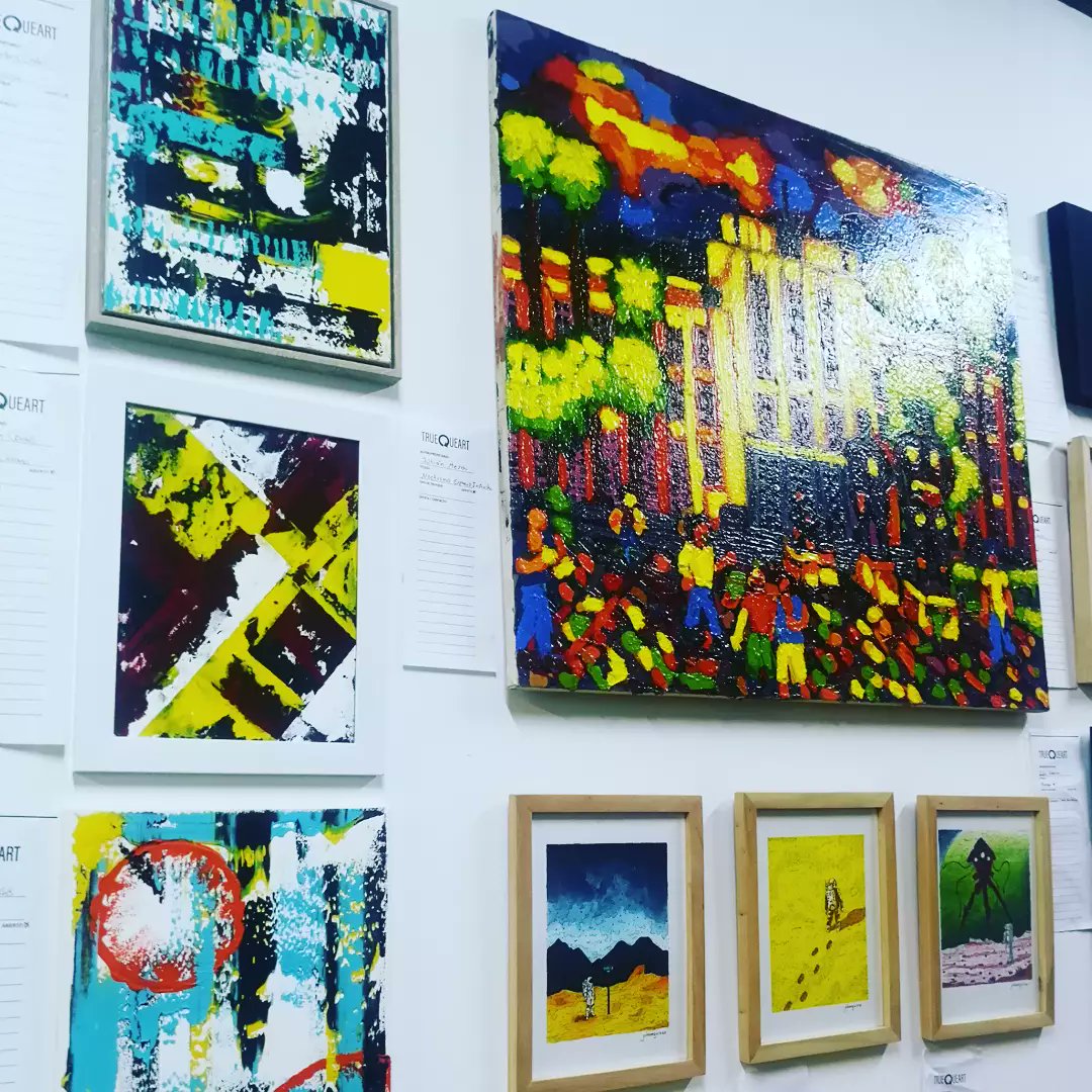 adrisgame's tweet photo. Caer al lanzamiento de #truequeart en Medellín y tener unas ganas locas de ser artista y truequear también 💜 suspiro* https://t.co/F0KrRKytXx
