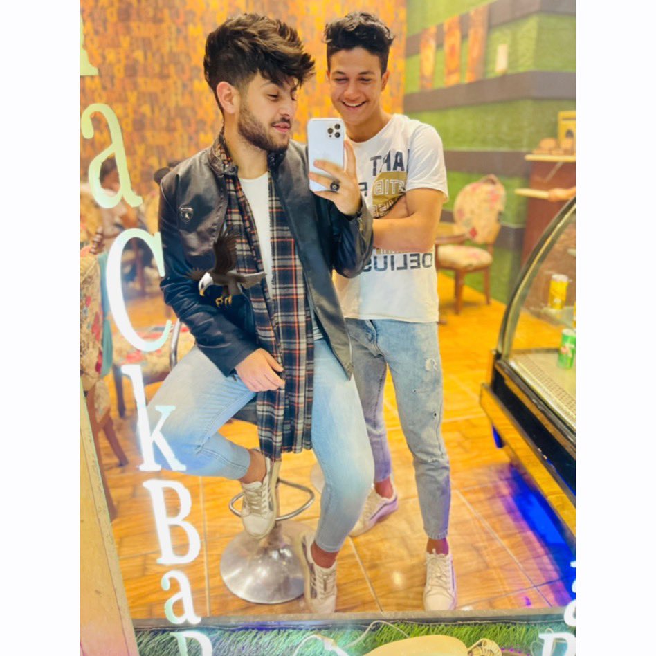 Osha16211331's tweet photo. "عاشر أصيل يسد غيبتك, علشان الندل هيجيب في سيرتك".🤏.!طلع فستگ يجدع 😉🤞 https://t.co/60f0aP3Ew0