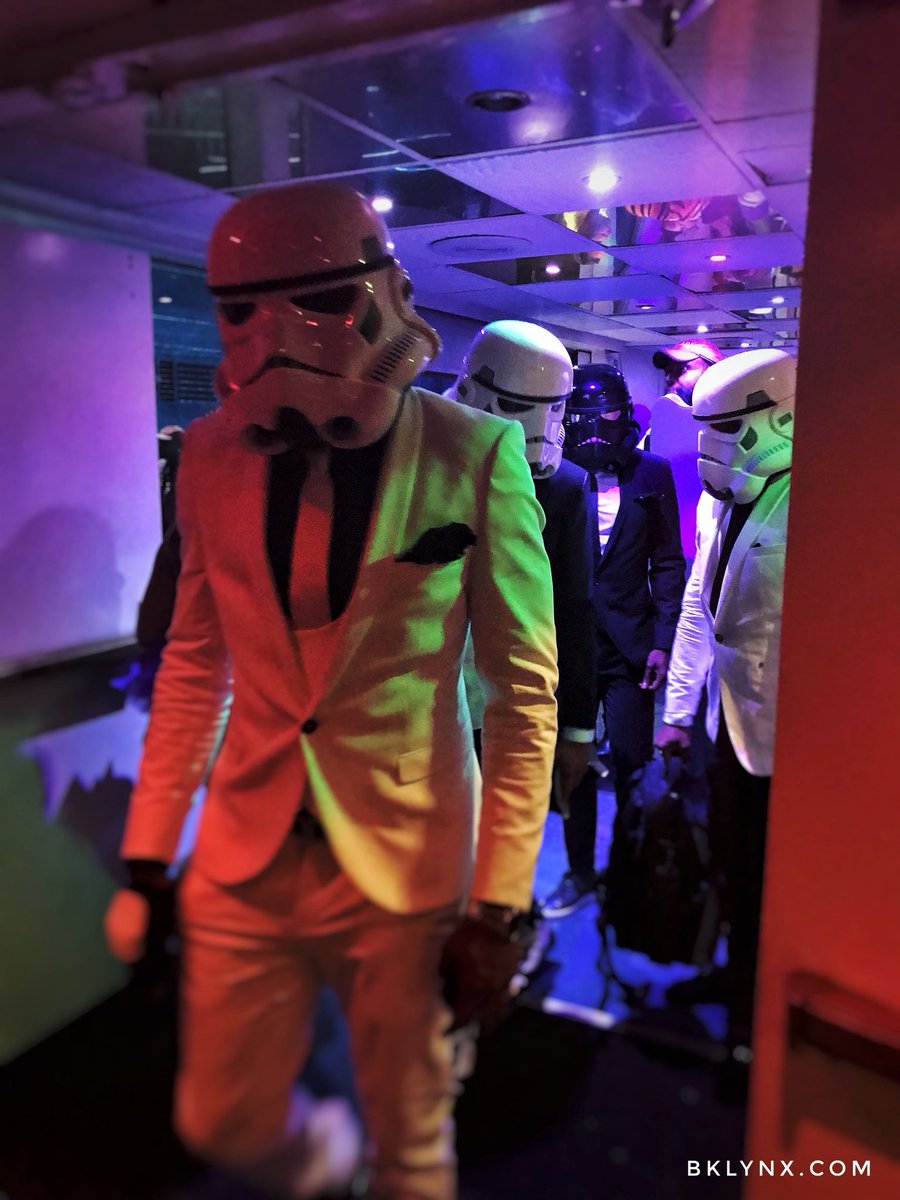 CLANVAMPCO's tweet photo. WE KNOW HOW TO MAKE AN ENTRANCE!!! https://t.co/JVQPkL0Y2N