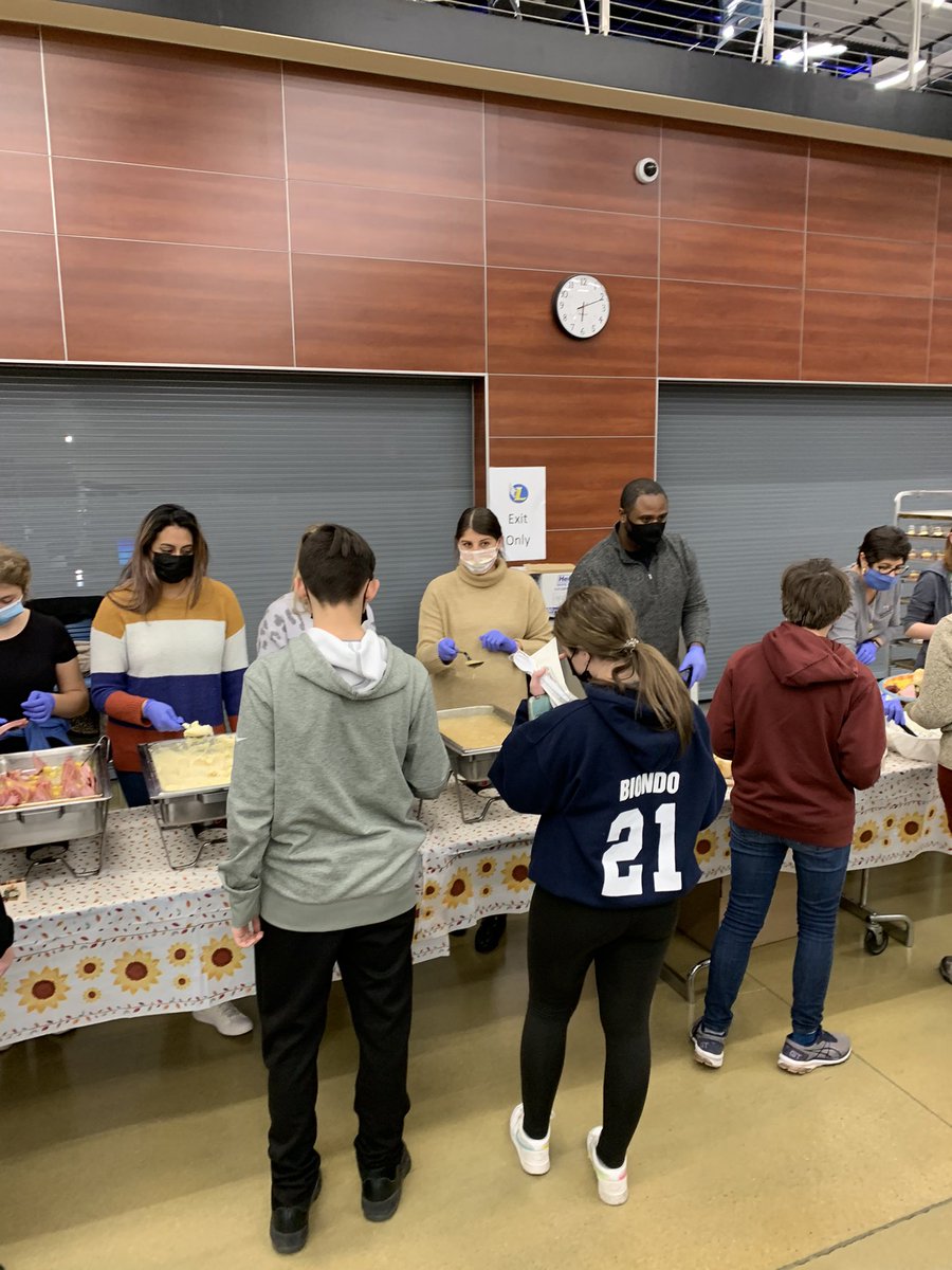 East Leyden and Hester Tapestry combined family night!
<a href="/west40ISC/">West 40</a> @HesterJrHigh 
#west40strong 
#leydenpride