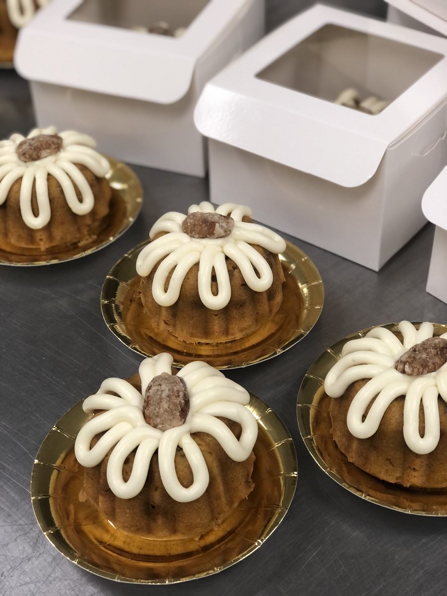 WildcatCafe2's tweet photo. Celebrating GBHS November faculty &amp; staff birthdays with a Pumpkin &amp; Bourbon Praline Bundtlet from the A-team and the Wildcat Cafe!
@Gbhwildcats 
#nothingbundtthebest https://t.co/jC0uopJcle