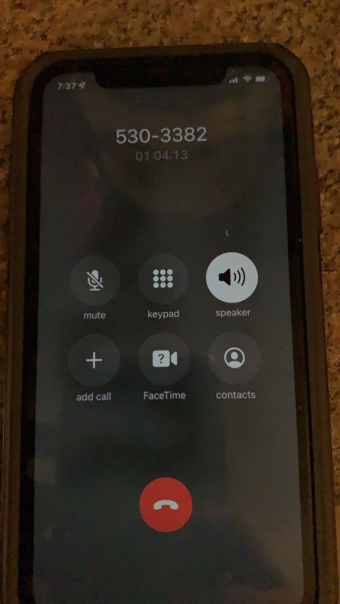 Beth1001brad's tweet photo. How can a pharmacy not answer the phone in over an hour? @cvspharmacy @CVSHealth I WOULD LOVE TO KNOW YOUR THOUGHTS! https://t.co/KuJQPU07Fc