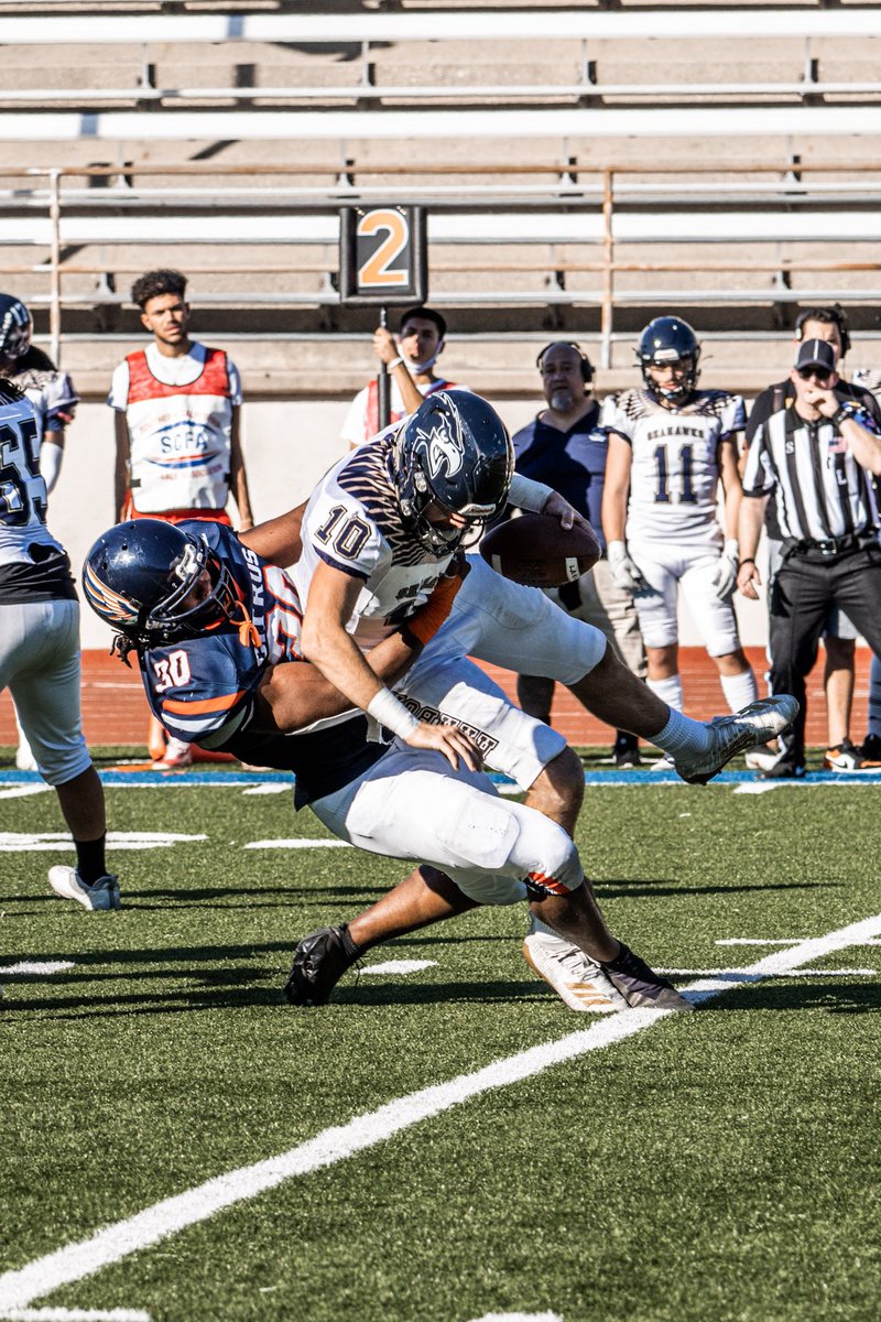 B. Armstead💸 tweet media