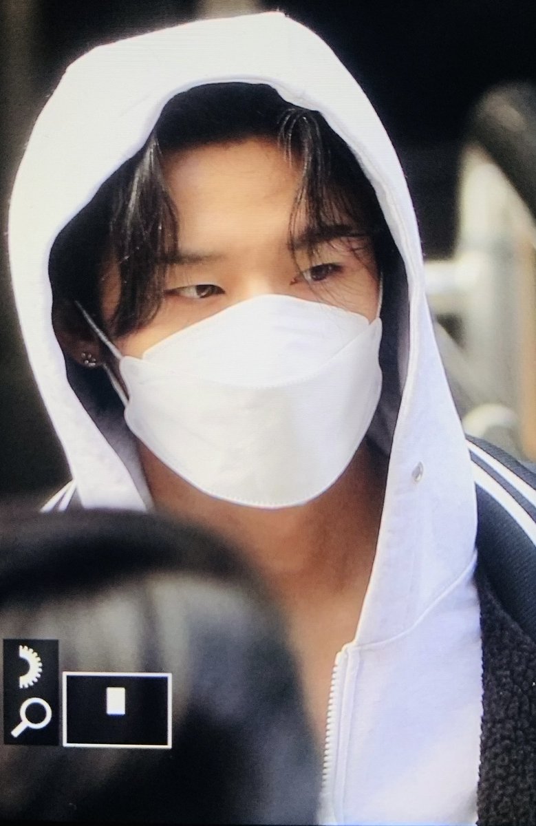 ImEmotional0126's tweet photo. 111921

 #몬스타엑스 #MONSTA_X #아이엠 #IM #창균 https://t.co/eJ8yTkXmTA