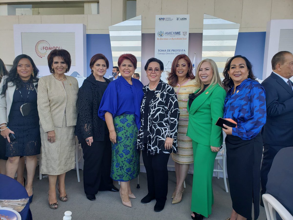 LuceroCabrales's tweet photo. Muchas felicidades al Capítulo León por el liderazgo que inicia la Presidenta Lic. Cecilia Ovalle y todas las líderes que la acompañan en el Consejo Directivo, quienes guiarán a este maravilloso capítulo a nuevas metas.
¡Enhorabuena!

#SoyYSomosAMEXME #AMEXME #AmexmeConectada https://t.co/93QvqXyZji