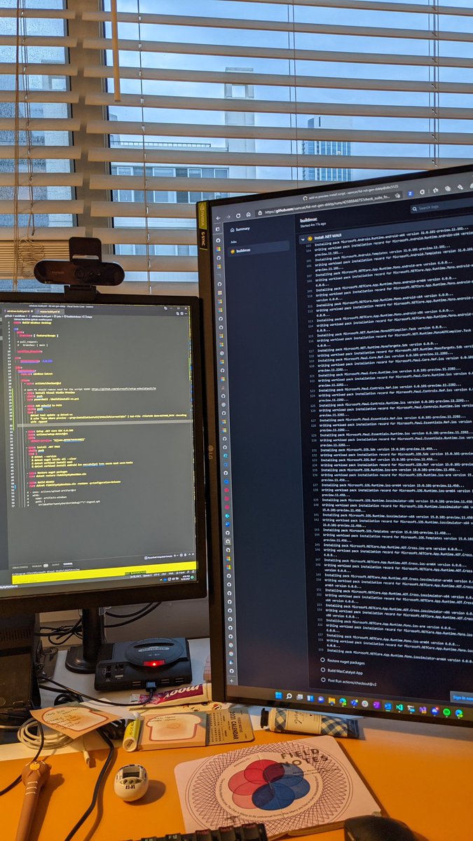 SweekritiS's tweet image. Why do you keep a vertical monitor? 

For DevOps. For DevOps.