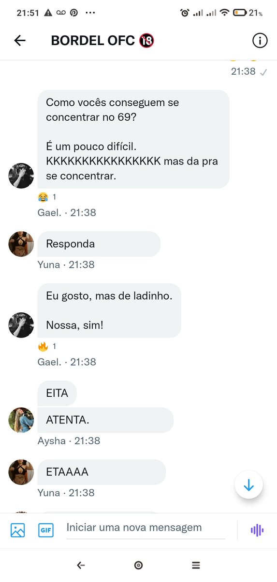 qgbdl's tweet photo. A sessão de nudes começou cedo, né? Deu nem 00h e a putaria tá rolando solta. https://t.co/vqDjAAzu22
