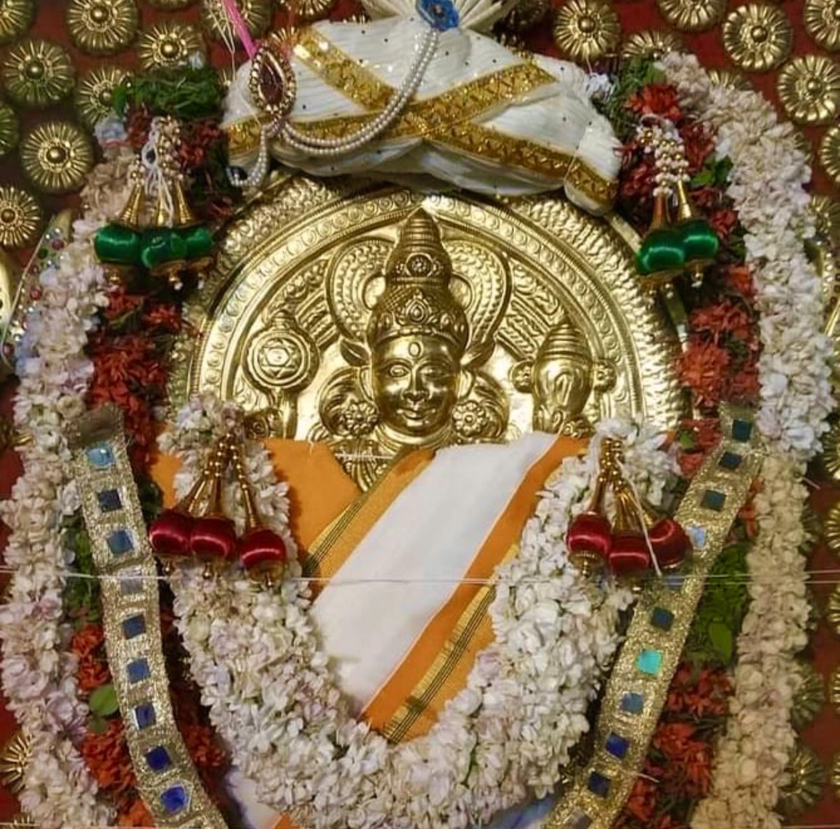 వరంగల్ భద్రకాళి అమ్మవారు ఆలయానికి పోటెత్తిన భక్తులు | Sravana Masam: Huge  Devotees Worship in Warangal Bhadrakali Temple - Sakshi