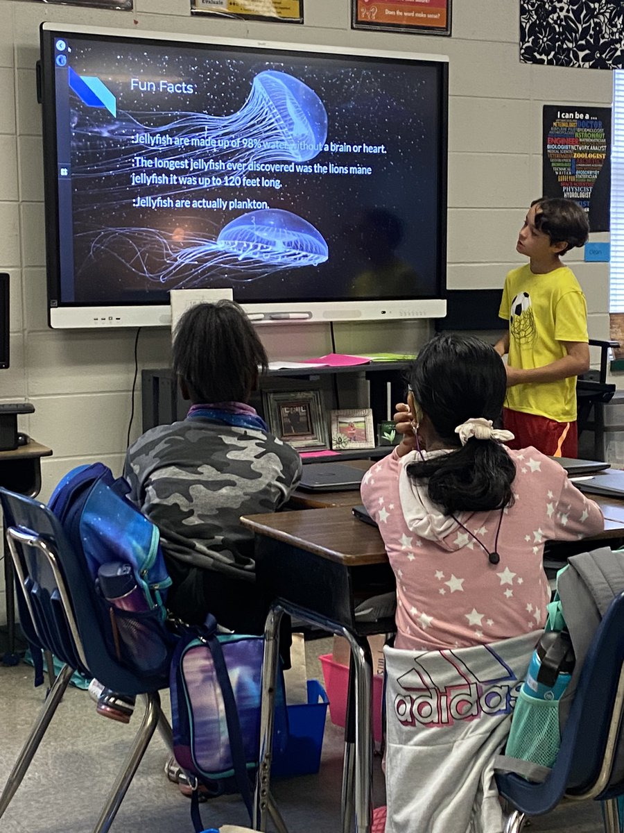KristaMBender's tweet photo. Genius project presentations have begun! We heard about vocal cords, car engines, zip line brakes, jellyfish, Alabama football, the art of tumbling, and even how schools first began! @OMIS_Eagles @Shelbyedk12alus
#geniushour #geniusproject https://t.co/CCHwHdmGHY