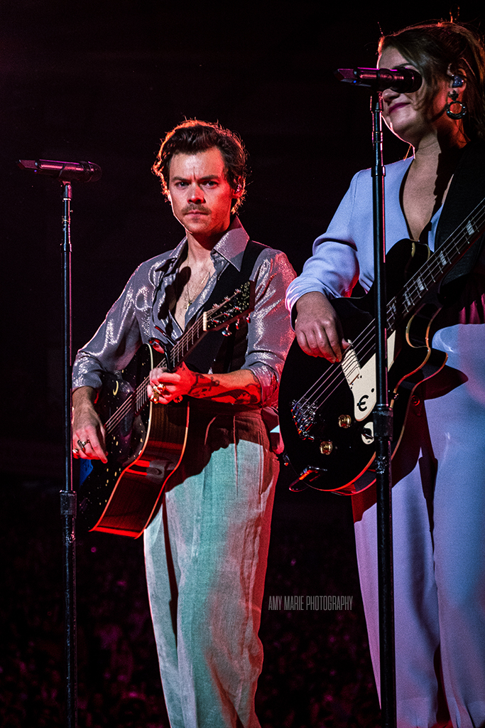 amymckeonphoto's tweet photo. Harry Styles (@Harry_Styles) - Love on Tour - Tacoma, WA (11.07.21) #LOTTacoma #LoveOnTour #LoveOnTourTacoma #LoveOnTour2021 #HarryStylesLoveOnTour https://t.co/gKPyjAffnO