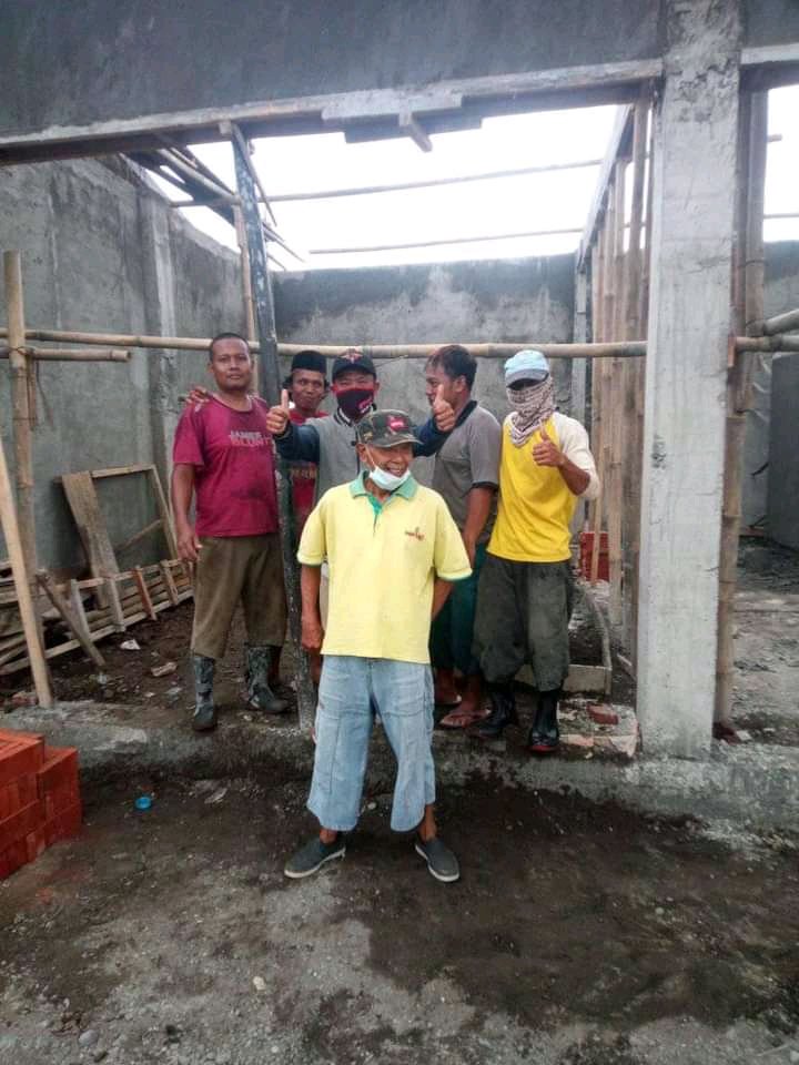 Jasa bangun dan renovasi rumah anda.
- jasa tenaganya saja.
- tidak dengan matrialnya.
- free gambar denah bangunan dan Hitung RAB.
HUB.WA 0822 3254 9006