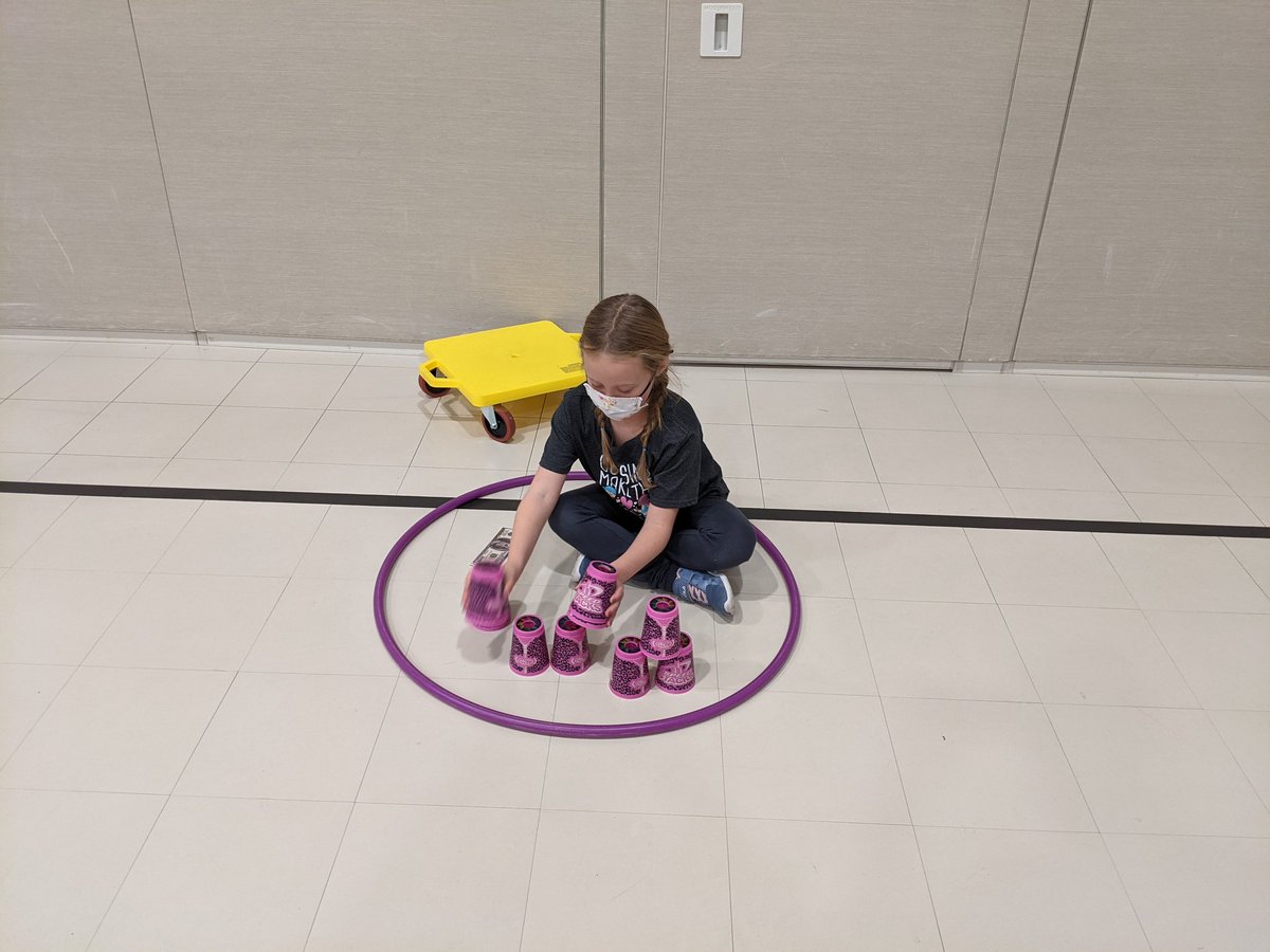 HoneygoPhysEd's tweet photo. @theWSSA @SpeedStacksInc @MDstackers @HoneygoElem
@mrs_moorefield Stackers, Scooters and cash!  Fun times were defit had!#WorldStackUp #Speedstacks #PhysEd https://t.co/xlYUo3pPpI