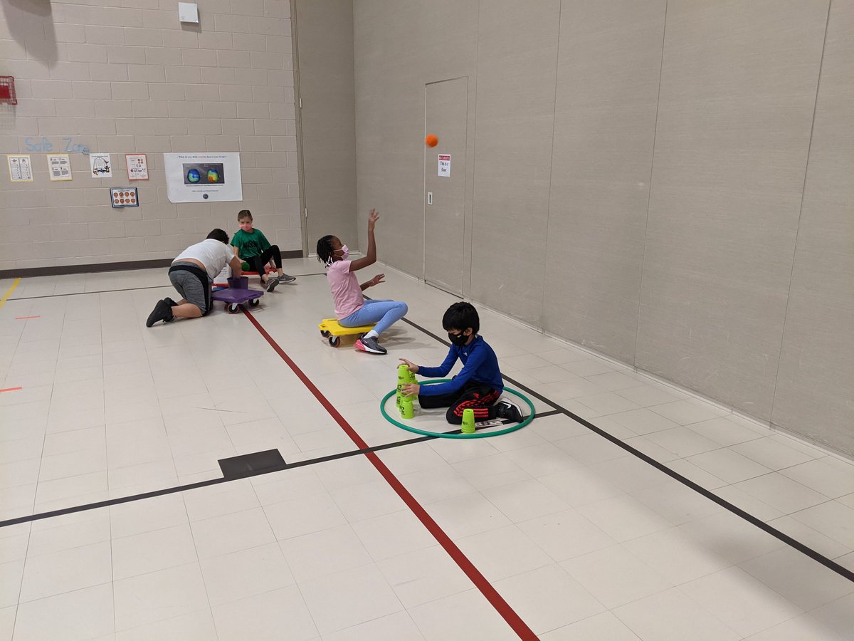 HoneygoPhysEd's tweet photo. @theWSSA @SpeedStacksInc @MDstackers @HoneygoElem
@mrs_moorefield Stackers, Scooters and cash!  Fun times were defit had!#WorldStackUp #Speedstacks #PhysEd https://t.co/xlYUo3pPpI