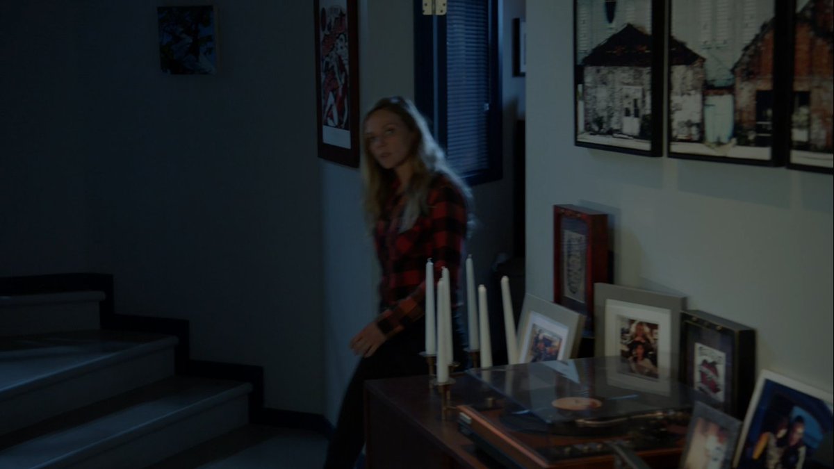 Uptoncansada's tweet photo. Upstead has a record player in the room.
Upstead has a record player in the room.
Now I'm imagining them choosing a record to play, them dancing in the room ππ©
#upstead #ChicagoPD https://t.co/kb3KWjvT5z
