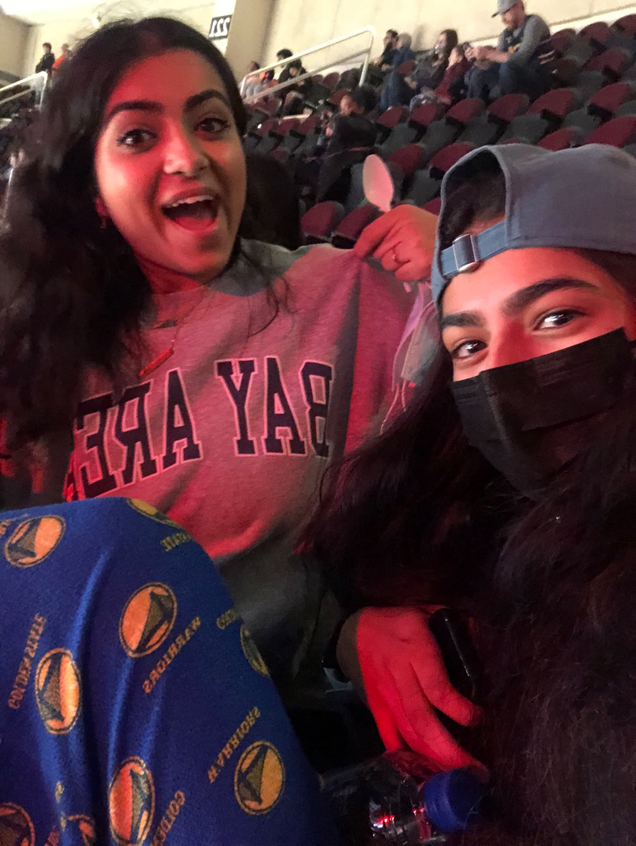 amishakumar7's tweet photo. Go @cavs !!  First game #LetEmKnow https://t.co/CKZfwYguMX