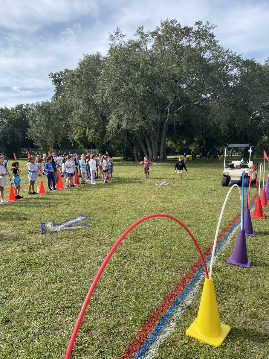 MrsAllenTeacher's tweet photo. Turkey Trot!!! @TropicIslesElem https://t.co/VtMpRQ42M2