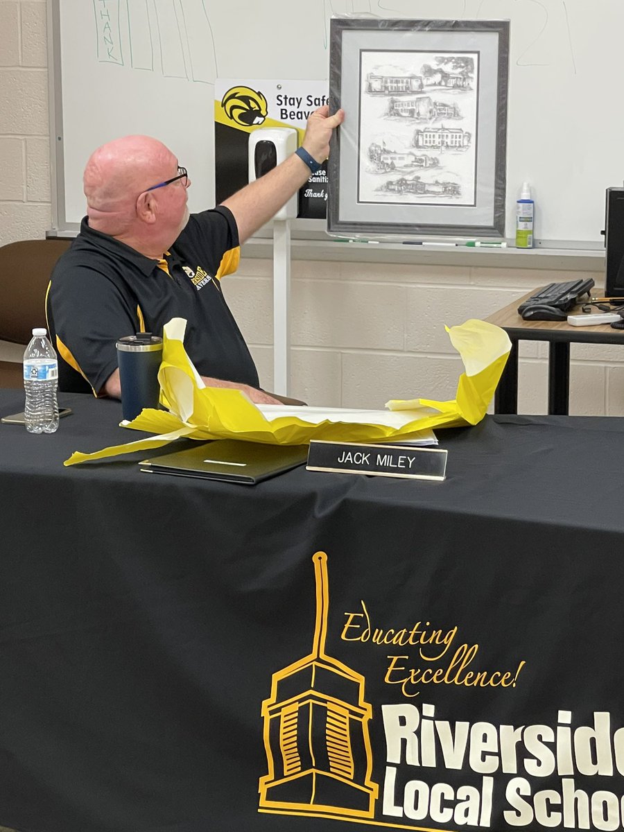 Riverside Schools tweet media