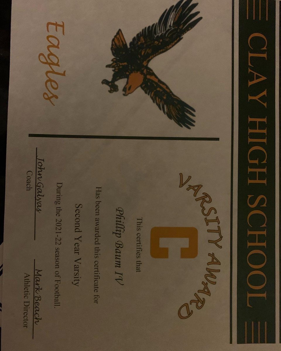 Phillipbaum79's tweet photo. I would like to thank my Teammates for fighting beside me no matter what. I would Also like to thank my coaches for pushing me to be the best I can. I also thank my parents for putting up with everything I do, so I leave you with this Until Next Time #79out @CHS_EaglesFB Thanks! https://t.co/n723L3Q3vB