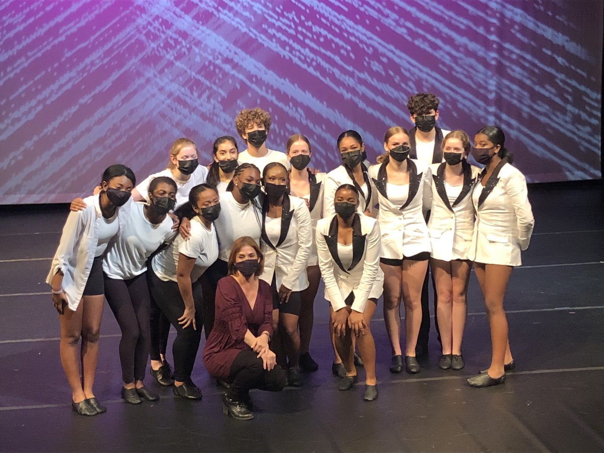 Ronda Zents (@rondazents) on Twitter photo Young Choreographers Showcase “Resurgence” concert tonight! These dancers gave <a href="/WoodwardAcademy/">Woodward Academy</a> an amazing gift by sharing their talents. Young Choreographers Showcase “Resurgence” concert tonight! These dancers gave <a href="/WoodwardAcademy/">Woodward Academy</a> an amazing gift by sharing their talents.