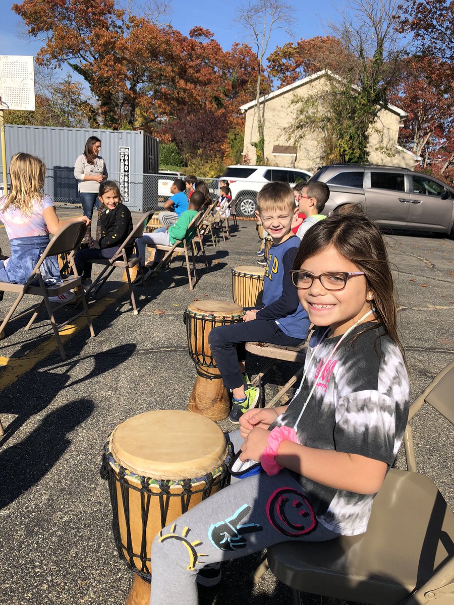 purteaching's tweet image. So much fun at our outdoor assembly today! @ParkPrideNB