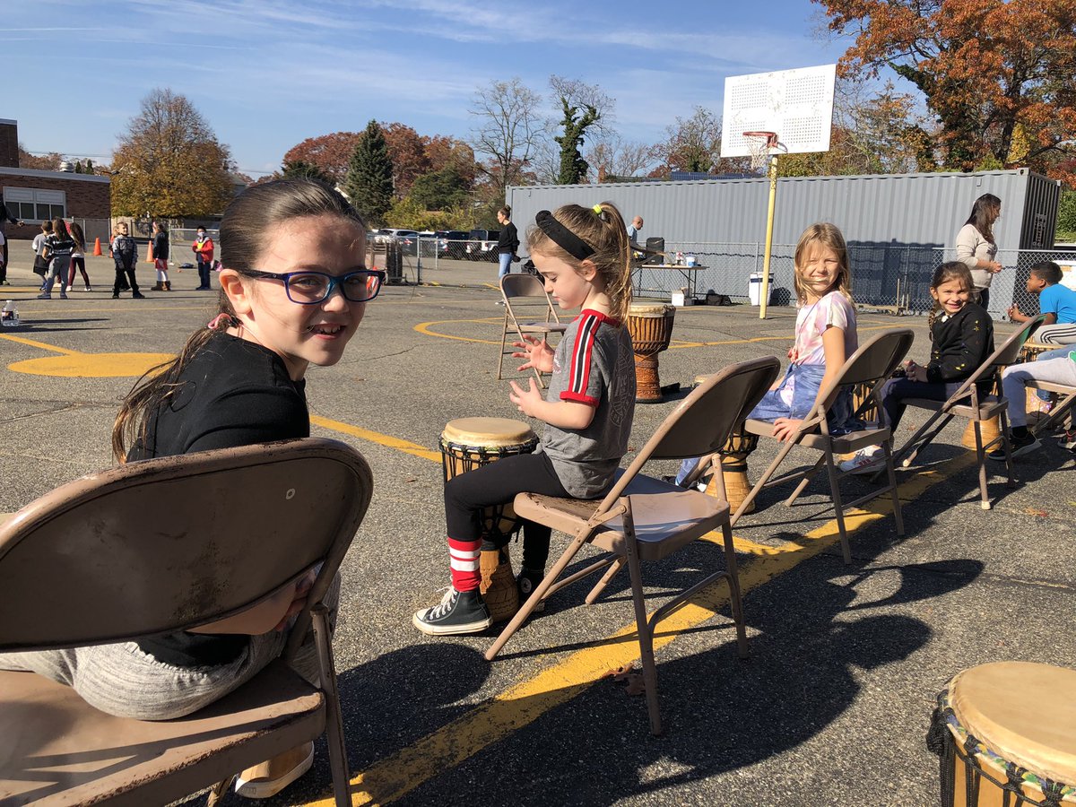 purteaching's tweet image. So much fun at our outdoor assembly today! @ParkPrideNB